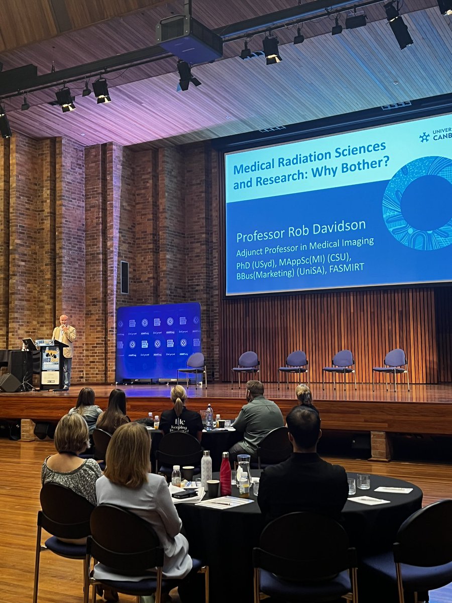 #MedicalRadiationScience clinicians - why should we commence research? 
Professor Rob Davidson is here to tell us! 😉👏🏻🎓 
#ASMIRTorg
#MedRadForum
#letsgoGC_RTRO !! 
@ASMIRTorg 
<a href="/Uni_Newcastle/">University of Newcastle</a> 
<a href="/DrYolandaSurjan/">A/Professor Yolanda Surjan</a>