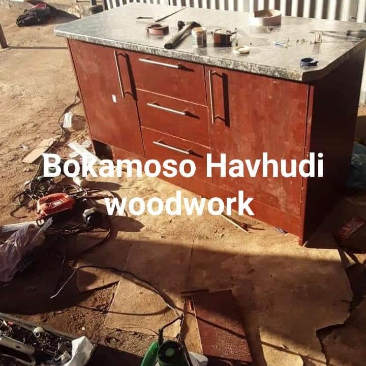 JonathanNdadza's tweet photo. Hello Mzanzi
Our Services:
- Furniture making
- Modern TV Stands
- Modern Kitchen Cupboards 
- Cabinets building &amp; shelving 
- Woodwork, repairs &amp; renovation
- All custom Woodwork
WhatsApp us: 0647423028
#DJSBU https://t.co/ohIBPBWzED