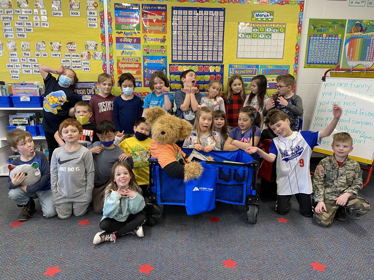 MrsFriskSLCS's tweet photo. We enjoyed reading with Frank the Bear yesterday! Everyone had so much fun learning about the savanna and the animals that live there! https://t.co/ffzMu5Sr6M