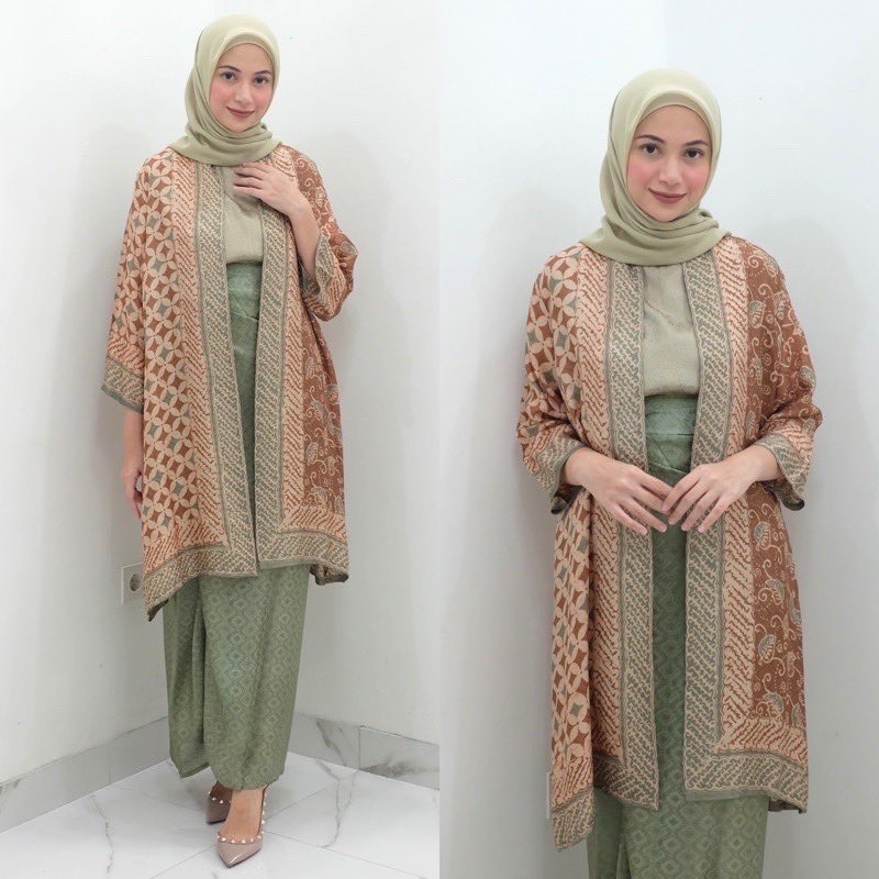 baranggcewe's tweet photo. set kebaya + outer, warnanya cantik banget ✨

https://t.co/OqIotJ8bRR https://t.co/gKKBlmsn8y