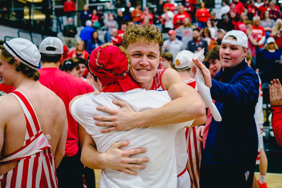 WabashCollege's tweet photo. Survive and Advance 
#WAF #unrivaled #d3hoops #ncacpride #NCAADIII https://t.co/cr1m3UZPJn
