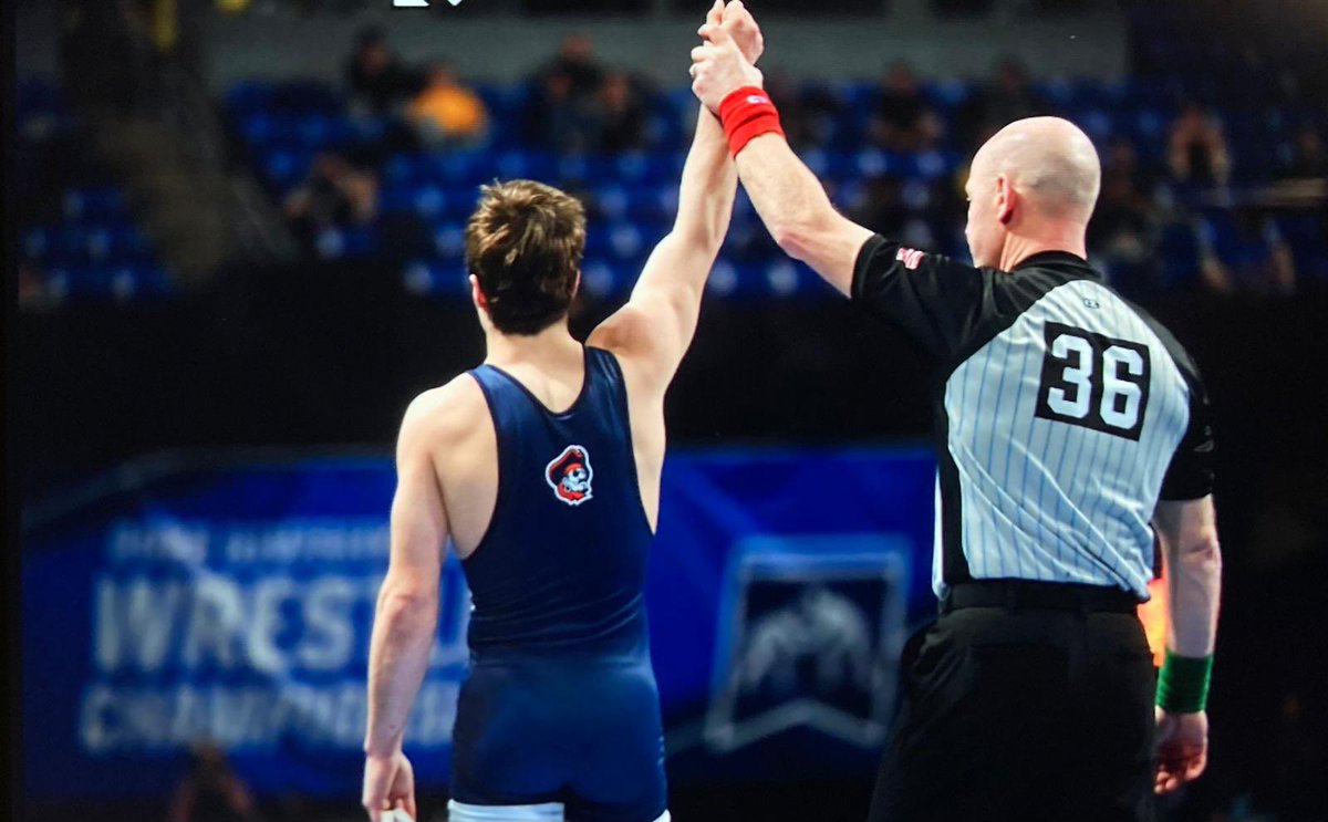 UMaryWrestling's tweet photo. True freshman Reece Barnhardt with a dominant 14-5 WIN to earn All-American status and advances to tomorrow! https://t.co/tkgtvVx1wf