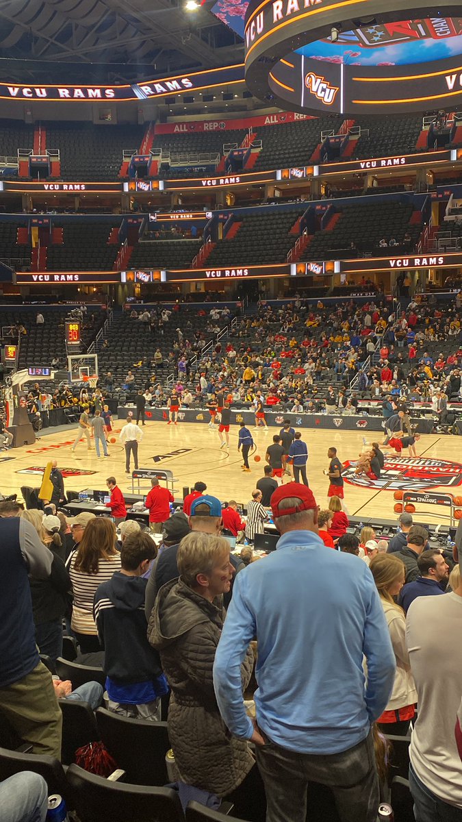 sports_kinda's tweet photo. For the next couple of hours, this is a Richmond Spiders fan account #rollspides #gospidersgo #A10Tourney https://t.co/7GSKz5KNDq