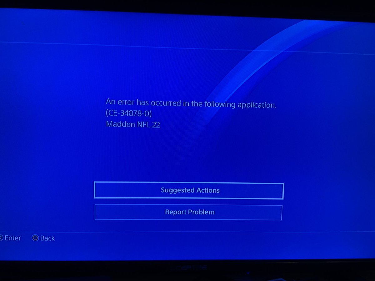 notbuggg's tweet photo. UPDATE: After I did the draft in the video my game crashed 😑 #maddensucks https://t.co/6KImlsCYfG