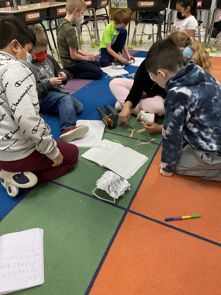 FCPS_SWilson's tweet photo. 3rd Grade scientists were busy this week constructing nests to keep their babies safe and observing their plants begin to germinate! @CMESLions @FCPS_CMES_AP @PrincipalRfcps https://t.co/W0W8LFUFjD