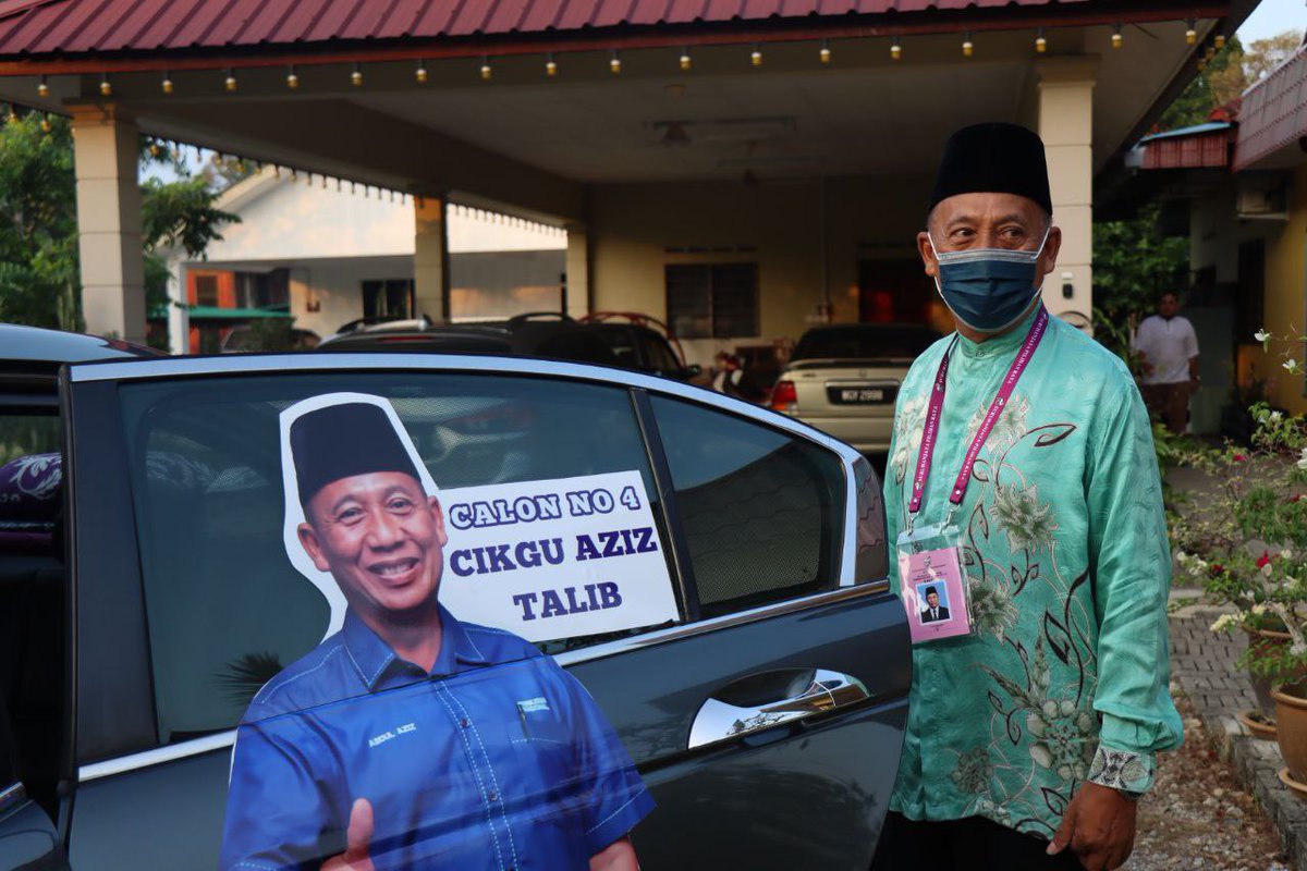 CkgAbdAziz's tweet photo. Jangan lupa turun mengundi hari ini. Saya sudah. 

#DemiBangsaJohor #PerikatanNasional #Undi18 #PRNJohor #MaharaniPrihatin #MuoSederap #Johor https://t.co/8FDXm4TKcU