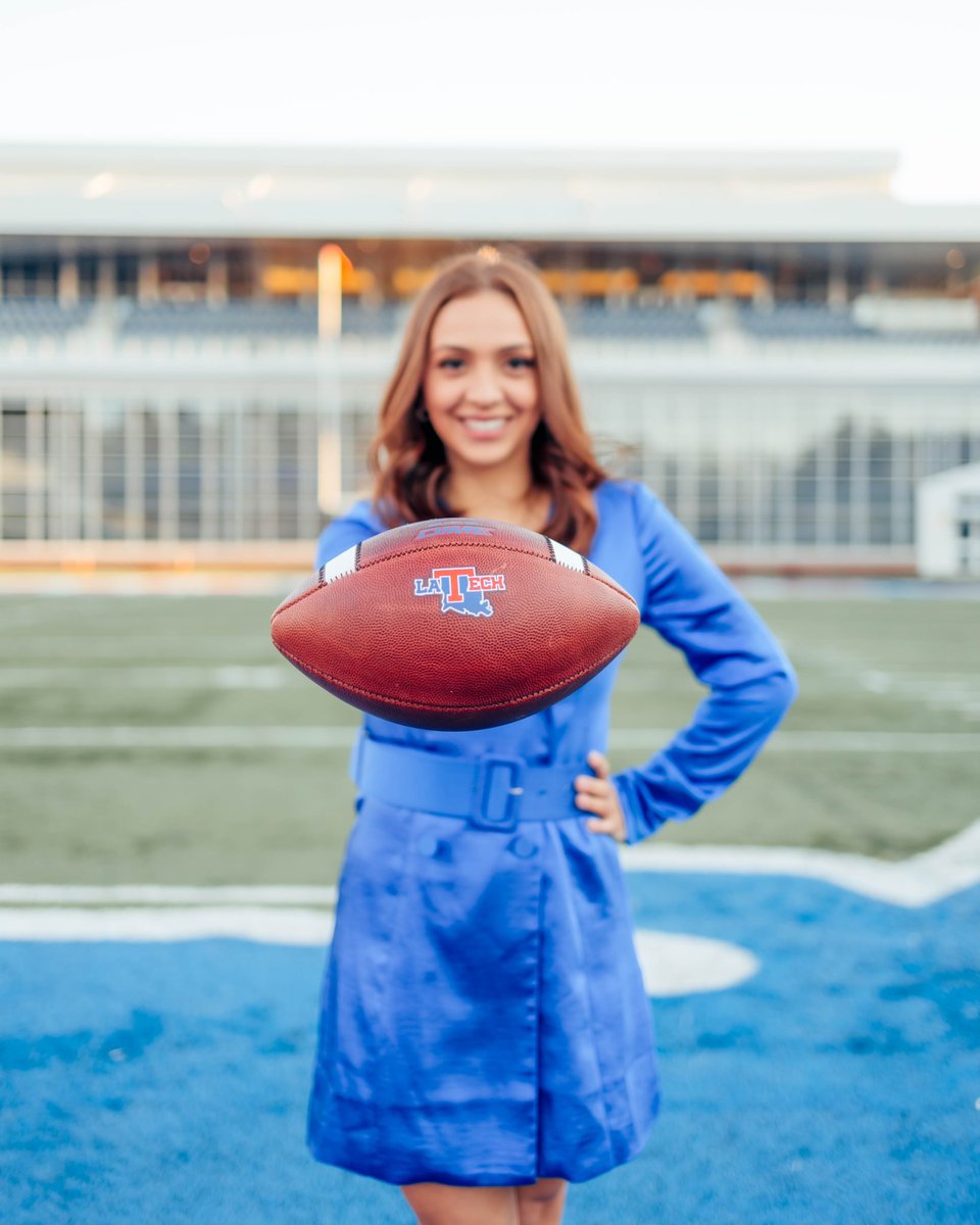 Daniela Torres tweet media