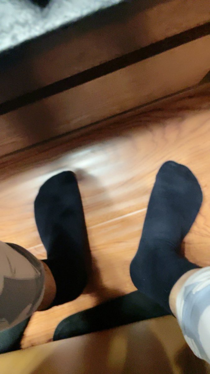 linglouluo's tweet photo. 自己都嫌弃自己脚埋汰，无语 https://t.co/tCjRcz4Q5j