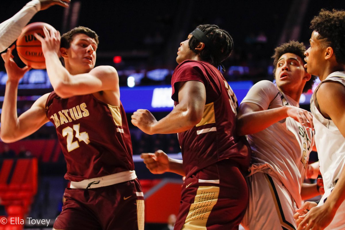 IgnatiusWPM's tweet photo. Saint Ignatius College Prep #Chicago Men's #Basketball vs. Sacred Heart-Griffin (Springfield) (#IHSA  3A Final Four) Photos by Ella Tovey (SICP Student &amp; WBN Photographer) Link in Bio to view full album *Friday, March 11, 2022 //10AM //State Farm Center Champaign, IL https://t.co/BSL6T7WsxB
