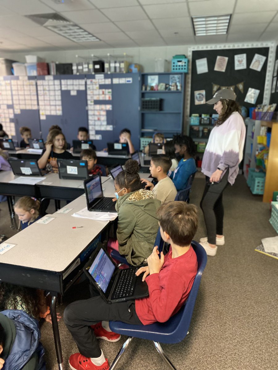 Heather Yeates (@yeatesheather) on Twitter photo Enjoyed watching our LTC <a href="/MelissaCLTC/">Melissa Chambers</a> teach our students about coding during “Hour of Code” today. #codingforkids #hourofcode #robrangers Enjoyed watching our LTC <a href="/MelissaCLTC/">Melissa Chambers</a> teach our students about coding during “Hour of Code” today. #codingforkids #hourofcode #robrangers