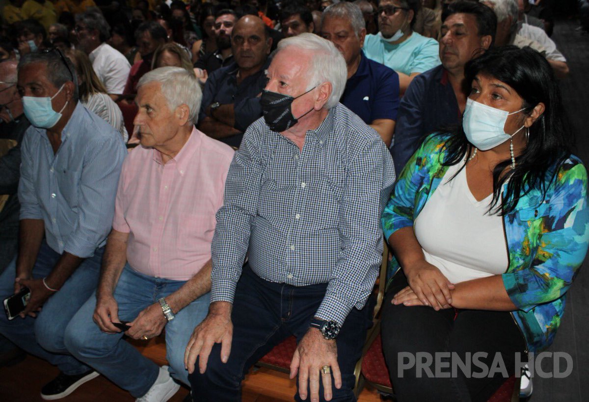 NacionalMatanza's tweet photo. También participaron el Intendente @FerEspinozaOK el diputado @Ricardo_Rolleri la senadora #MariaReigada, el Secretario General de la Confederación General del Trabajo #AntonioCaló, #HugoMelo y #CarlosGdansky.
La lista ganadora por 97.6% fue la lista Marrón de Unidad. https://t.co/O29k9YJeRS