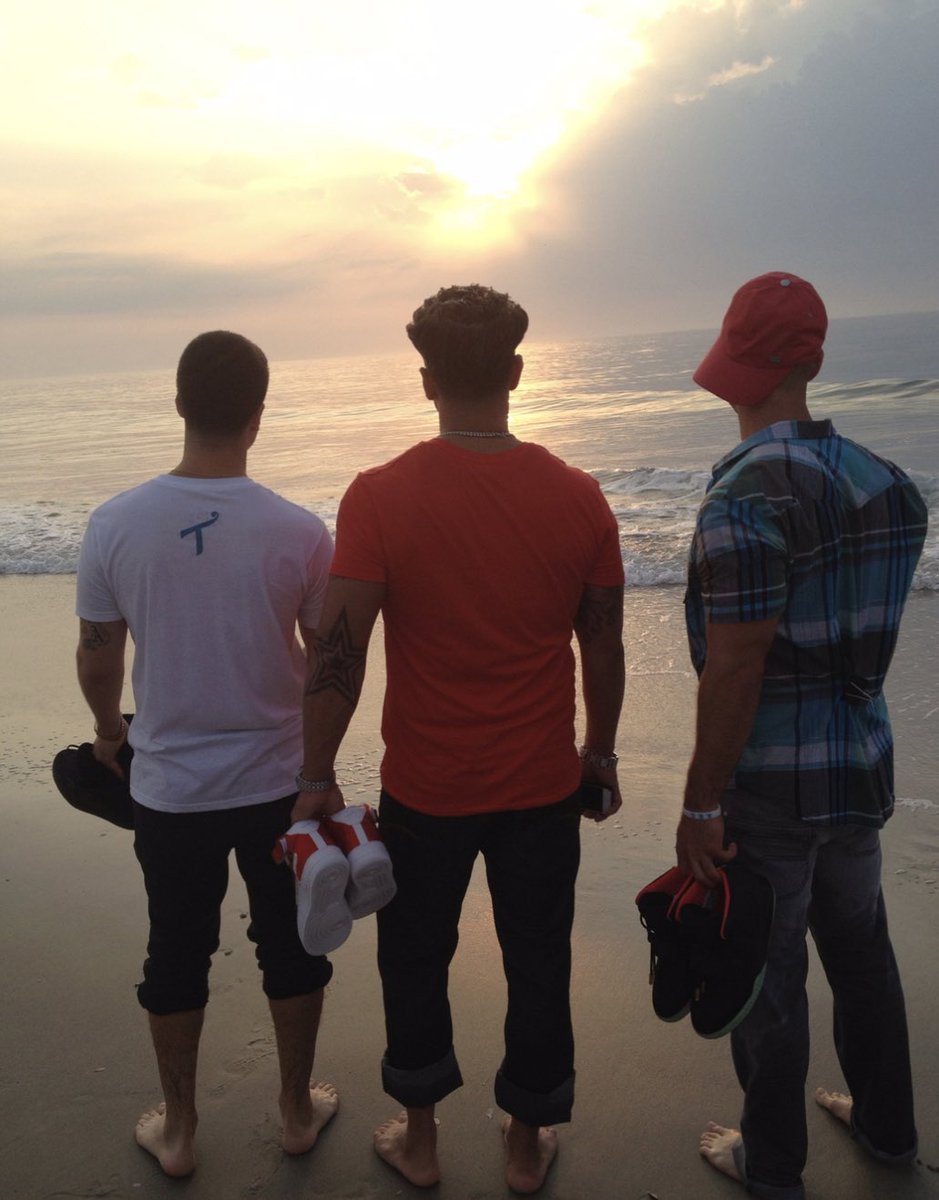 ItsTheSituation's tweet image. MVP 💫 #JSFamilyVacation