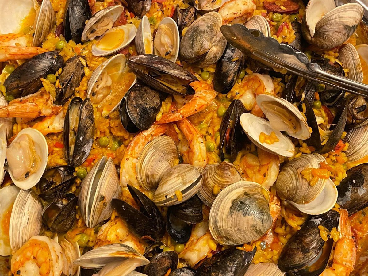 FinPro's tweet photo. Lenten Fridays are such a sacrifice. #Lent #fishfridays #cookingathome #writeaboutit #WritingCommunity #amwriting https://t.co/aL9r7sCGfY