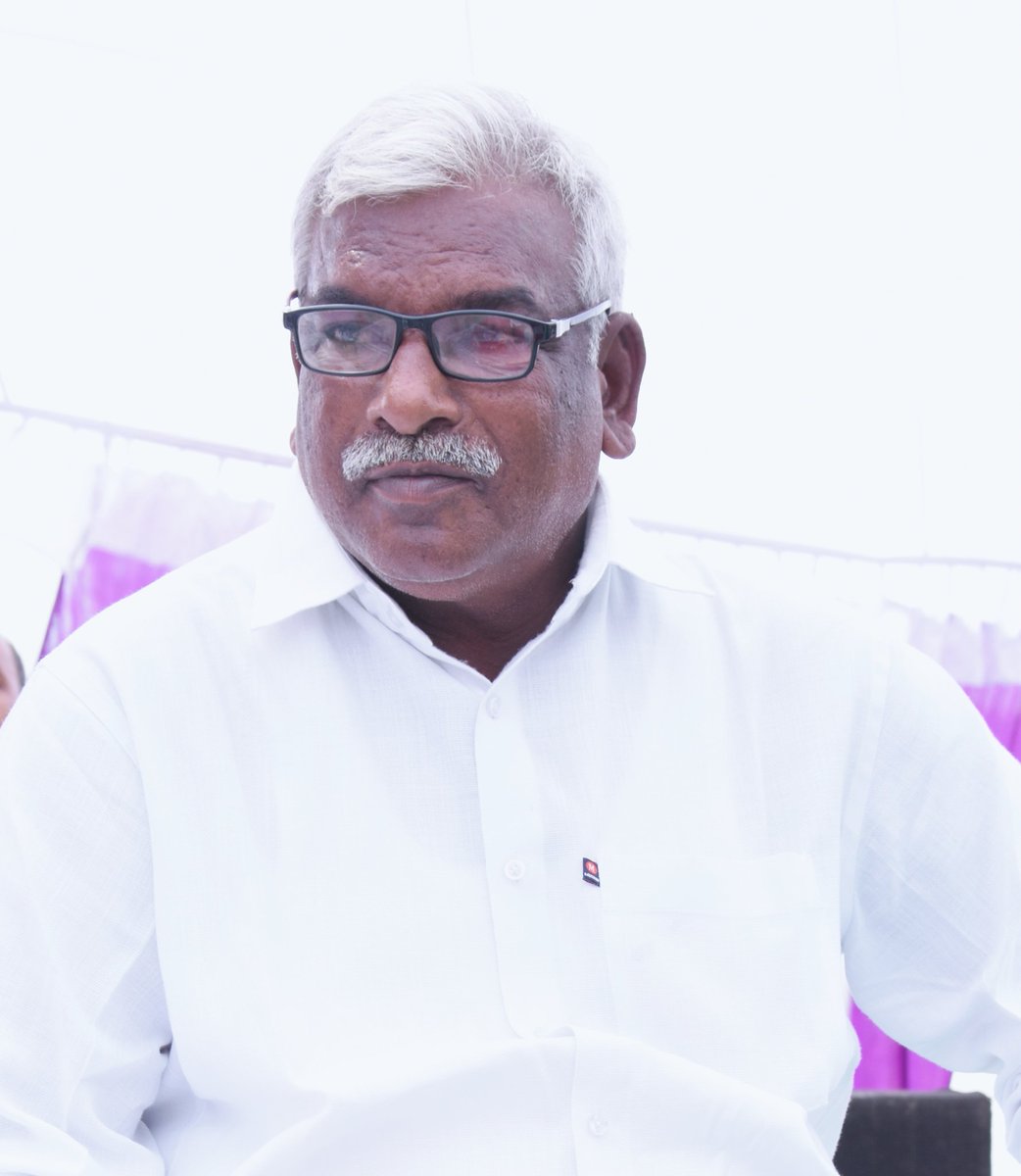 पितातुल्य मेरे बड़े भाई श्री महेन्द्र सिंह वर्मा जी पूर्व अध्यक्ष जिला पंचायत सीतापुर अब हम सबके बीच नहीं रहे! गम्भीर बीमारी के कारण आज रात्रि उनका स्वर्गवास हो गया है!उनका अंतिम संस्कार आज सायं 4.30 बजे हमारे पैतृक गांव पोखरा कलां में होगा!