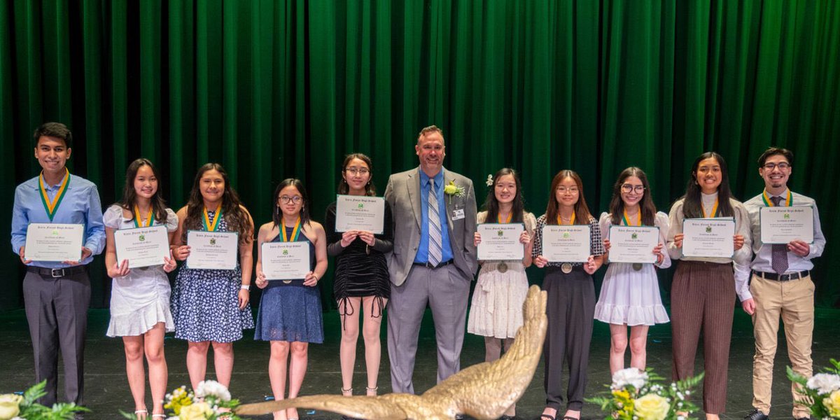 KF National Honor Society tweet media