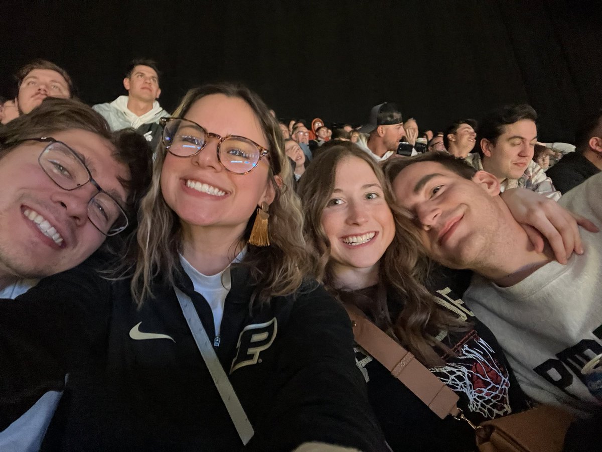 tayreneebaker's tweet photo. #B1GTourney let’s go boilers https://t.co/72v0YcdlWo