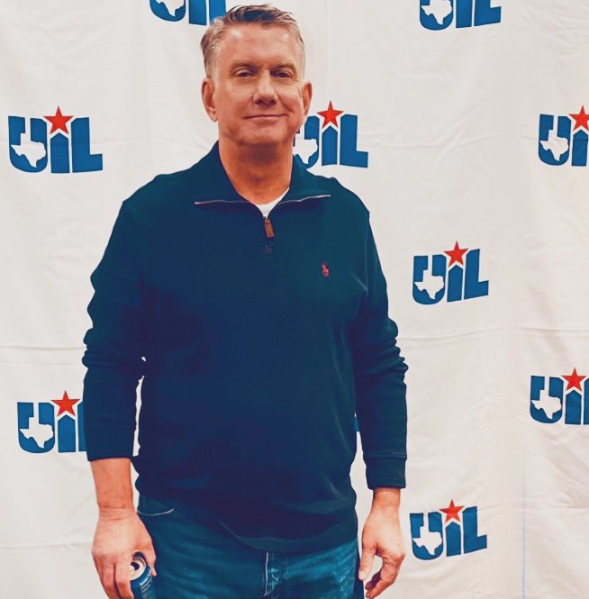 GCarrabineBryan's tweet photo. Congratulations to Coach Mike Carrabine for his recognition at the UIL Boys Basketball State Championship Tournament for career milestone 600+ wins! 🏀 @RudderNationTX @RudderHS_BISD @uiltexas @BryanISDSports https://t.co/PAuzT8hUWg