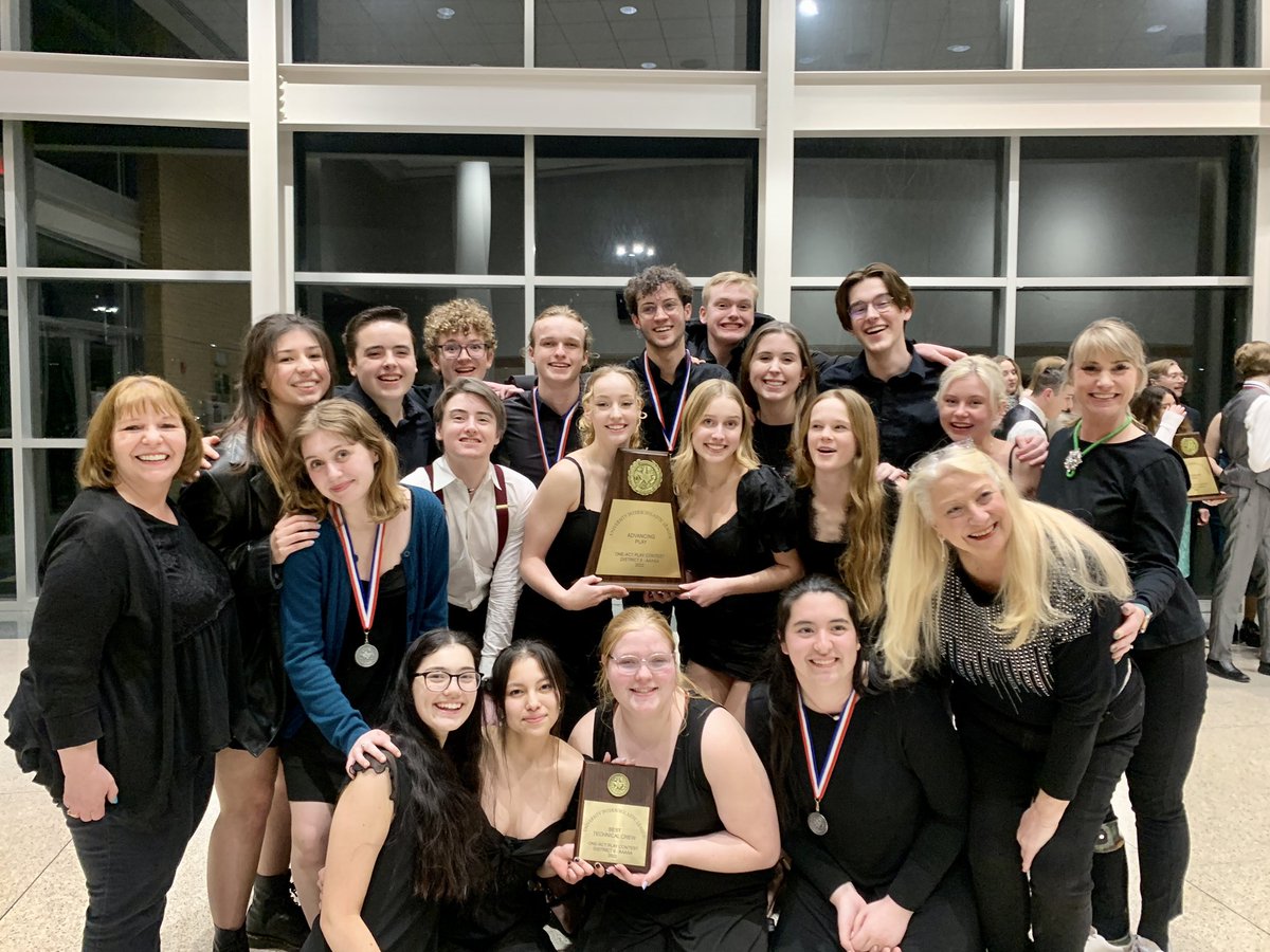 THE OLD MAN AND THE OLD MOON ADVANCES TO BI-DISTRICT👴🌙  <a href="/GCISDFineArts/">GCISD Fine Arts</a> <a href="/PigPenTheatreCo/">PigPen Theatre Co.</a>