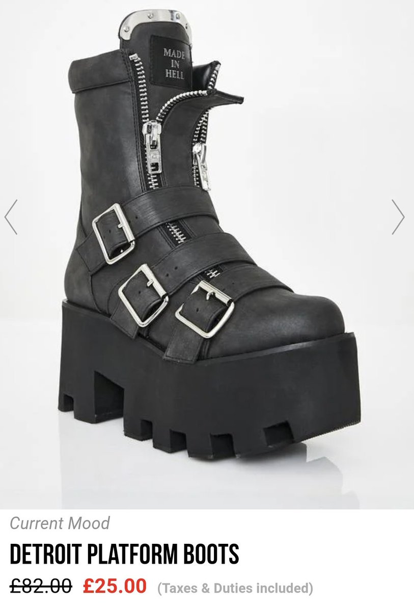 BabyLeStat's tweet photo. I've wanted these for like 2 years. I log in today by CHANCE and they're both like 75% off and the last ones.

#smugaf https://t.co/9egmGx8Al9