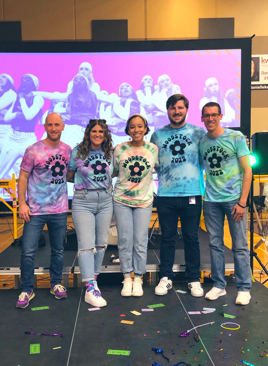 The best coworkers ever 💕☮️🕊 #Woodstock2022