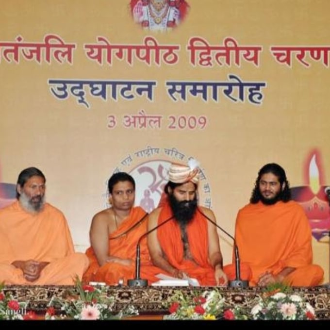 ओम जी
कुशल  व्यवहार  आपके
            जीवन का आईना है.. 
     इसका    आप    जितना
            अधिक इस्तेमाल करेंगे.
      आपकी चमक उतनी ही
            बढ़ जाएगी...!!
                     ।।जय श्री राम।।
@bghwa02 <a href="/Advocate_ajay7/">अजय हिंदुस्तानी #योगा_वॉरियर्स</a> <a href="/Harshit54775153/">Harshita Singh</a> <a href="/Lakhimpurprati1/">Lakhimpurpratibha</a> <a href="/Anubhardwajhp/">AnuBhardwaj#Bilaspur#socialyogi</a>