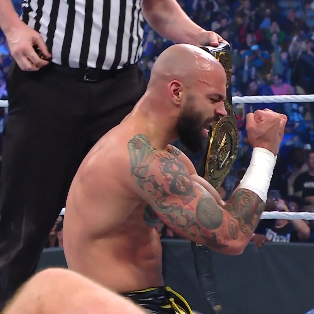 WWE's tweet photo. #AndSTILL!

#SmackDown #ICTitle @KingRicochet https://t.co/6jR3oGl4yP