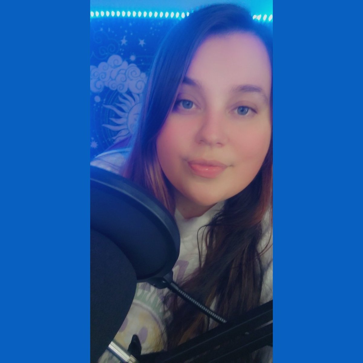 KrystenDuhhh's tweet photo. ❤LIVE❤ Krysten After Dark is likely to make an appearance @ https://t.co/usN1HaFPSy #streamer #affiliate #gamergirl #twitch #callofduty #modernwarfare #searchanddestroy https://t.co/wfvPqrnqfp