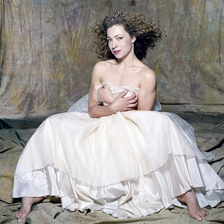 Happy Birthday to the incomparable Alex Kingston. 