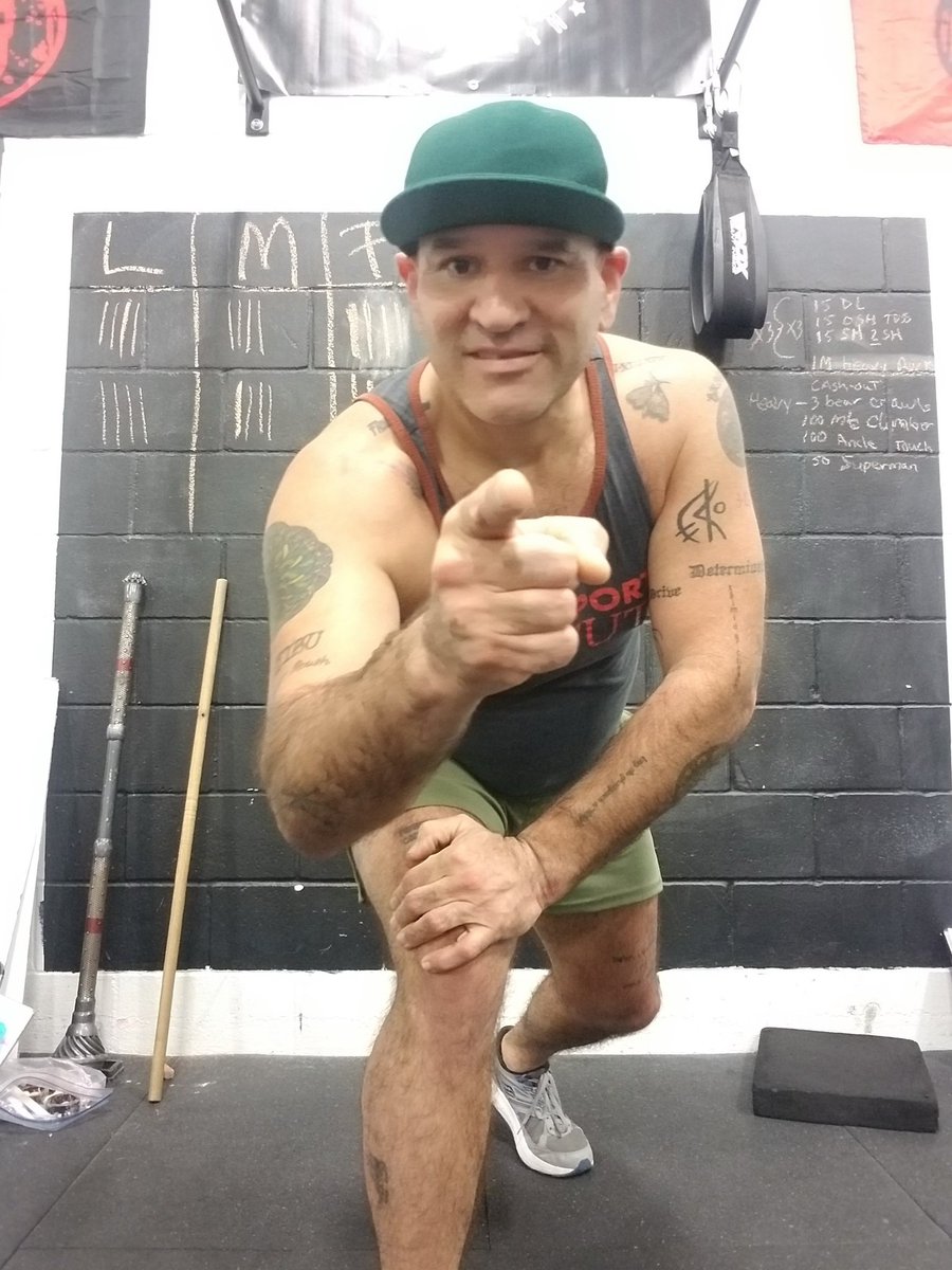 PatrickNation6's tweet photo. Another BRUTAL full body workout!!! Absolutely ridiculous!!! What did YOU do today!?!!? Message me,Call me, text me, or come see me at PhysioSports Institute for a consultation and let's get your fitness journey started!! It's never too late!! #NASMcertified #CPT #CoachPatrick https://t.co/wKTCVq15sQ