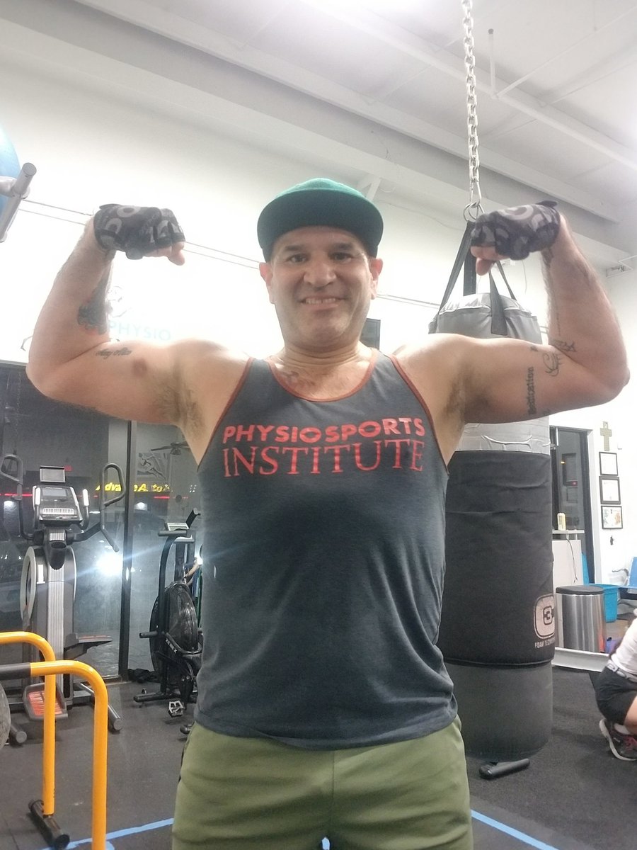PatrickNation6's tweet photo. Another BRUTAL full body workout!!! Absolutely ridiculous!!! What did YOU do today!?!!? Message me,Call me, text me, or come see me at PhysioSports Institute for a consultation and let's get your fitness journey started!! It's never too late!! #NASMcertified #CPT #CoachPatrick https://t.co/wKTCVq15sQ