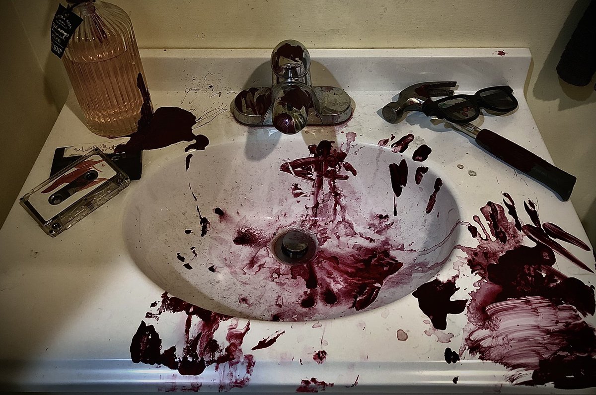 ViennaPlaster's tweet image. // blood

📼 what am i going to do..? 📼

[ #generationlossfanart #ranboofanart rts appreciated ]