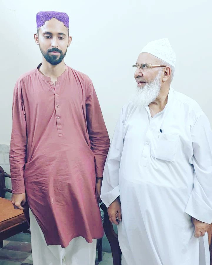 HamzaKhalidPK's tweet photo. معروف سماجی رہنما حمزہ خالد کی سربراہ تنظیم علماء اسلام مولانا قاری اللہ داد صاحب سے انکی رہائشگاہ پر خصوصی ملاقات، 
#hamzakhalidofficial https://t.co/W32Vl6JM3B