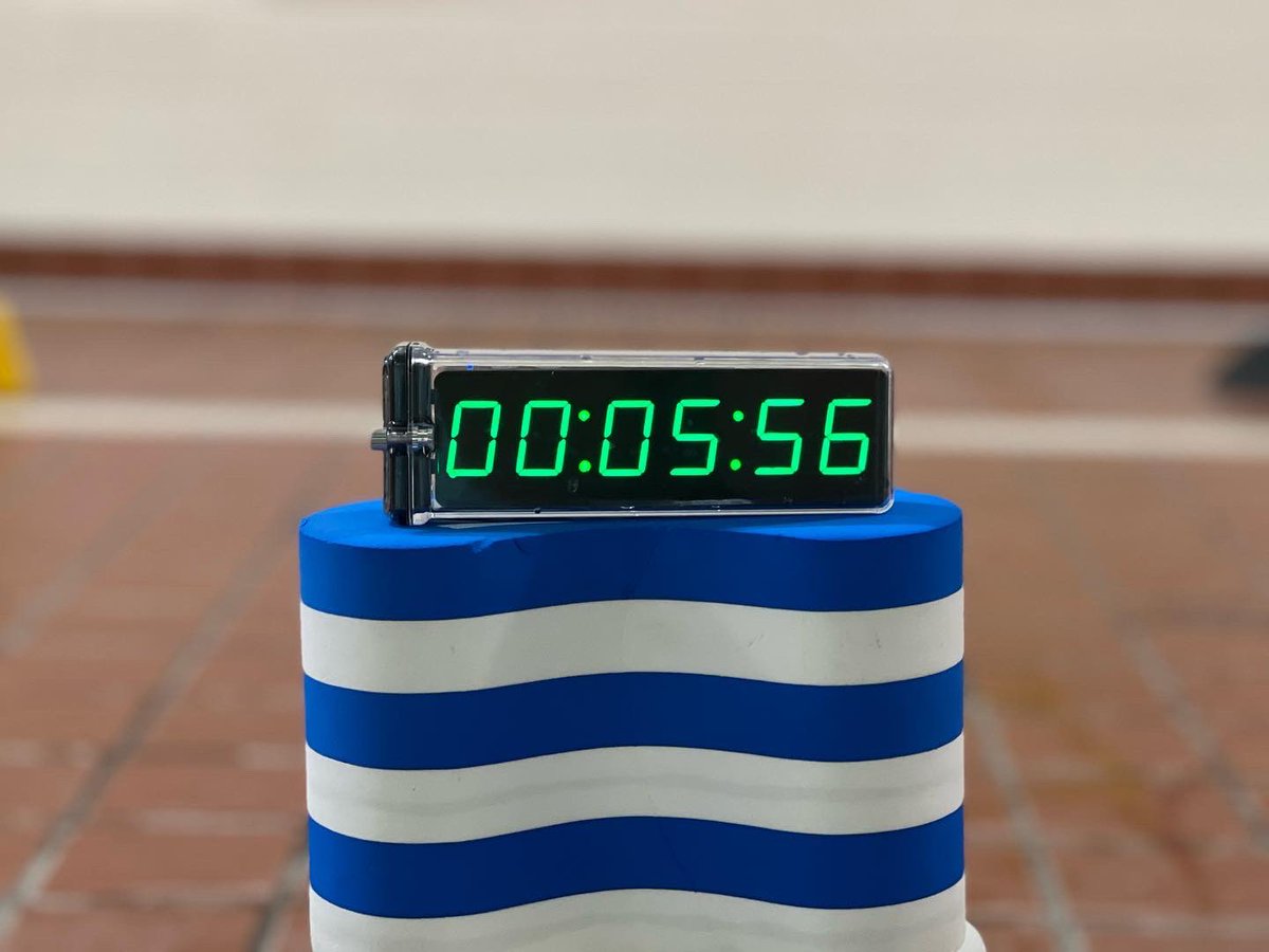swimnerdcanada's tweet photo. The personal SwimNerd pace clock is now available in Canada!  Visit https://t.co/ok84FaPldW for special introductory pricing! #NerdTheNorth https://t.co/UyyIvC5cds