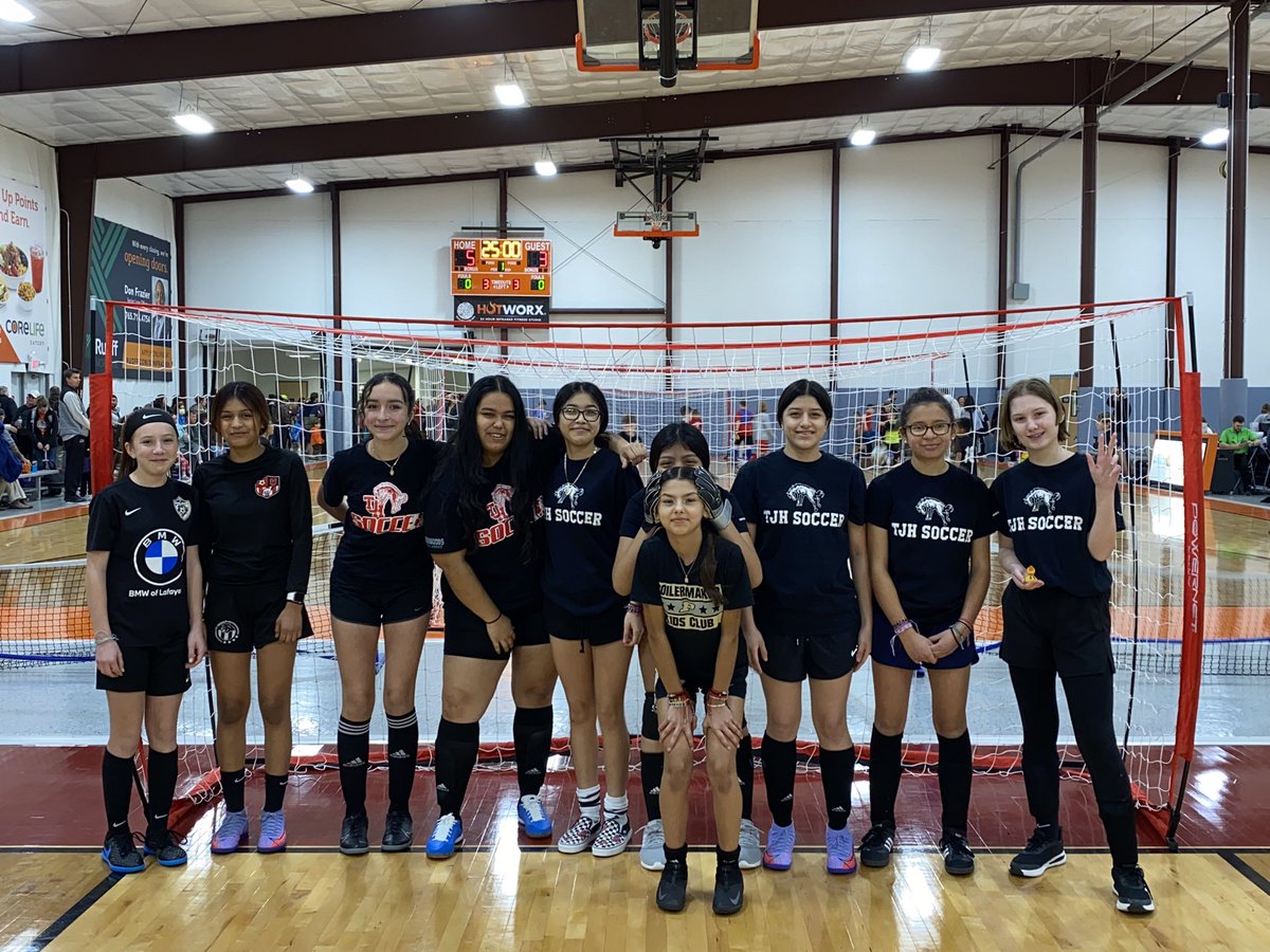TJHSSoccer's tweet photo. Sadly tonight was the end of Tecumseh’s first winter of futsal. All of these ladies showed tons of heart and picked up tons of skills, and they finished tonight with a 9-3 win! Getting touches in during the off season is key! #becomingbetter #gobronchos #readyforfallseason https://t.co/N3aXelJtPV