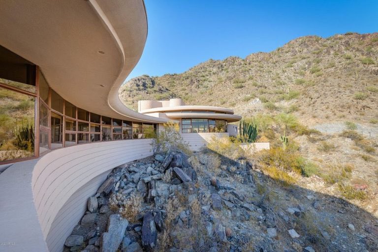 ProTecDi's tweet photo. Esta casa fue diseñada por el arquitecto estadounidense Frank Lloyd Wright en el año de su muerte.

📸 The Circular Sun House - Norman Lykes House
📍Phoenix | Arizona | EEUU
📐Arquitecto John Rattenbury completó su diseño.
⏱1959-1967

#100x100MasterHouses https://t.co/sWIXBWgfqx