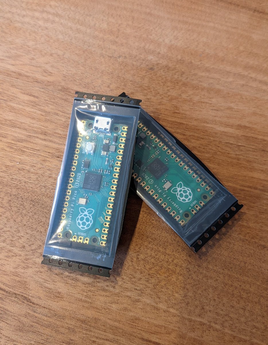 mitz_lab's tweet photo. ピコちゃんが届きましたわ!!
ちっちゃくてかわいいな🤩
#RaspberryPi_Pico https://t.co/WxEsoWN0q5