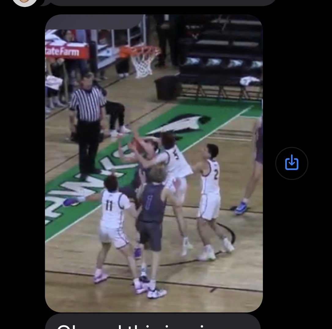 In Region 2 this is a jump ball. 🤷‍♂️