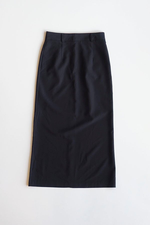 OFFICIALANNAHL's tweet photo. .
NEW ARRIVAL 
3/13 20:00-発売
.
【 Long Skirt 】

¥7,480(in tax)
.
.
#annahl https://t.co/8aGo20JdYZ