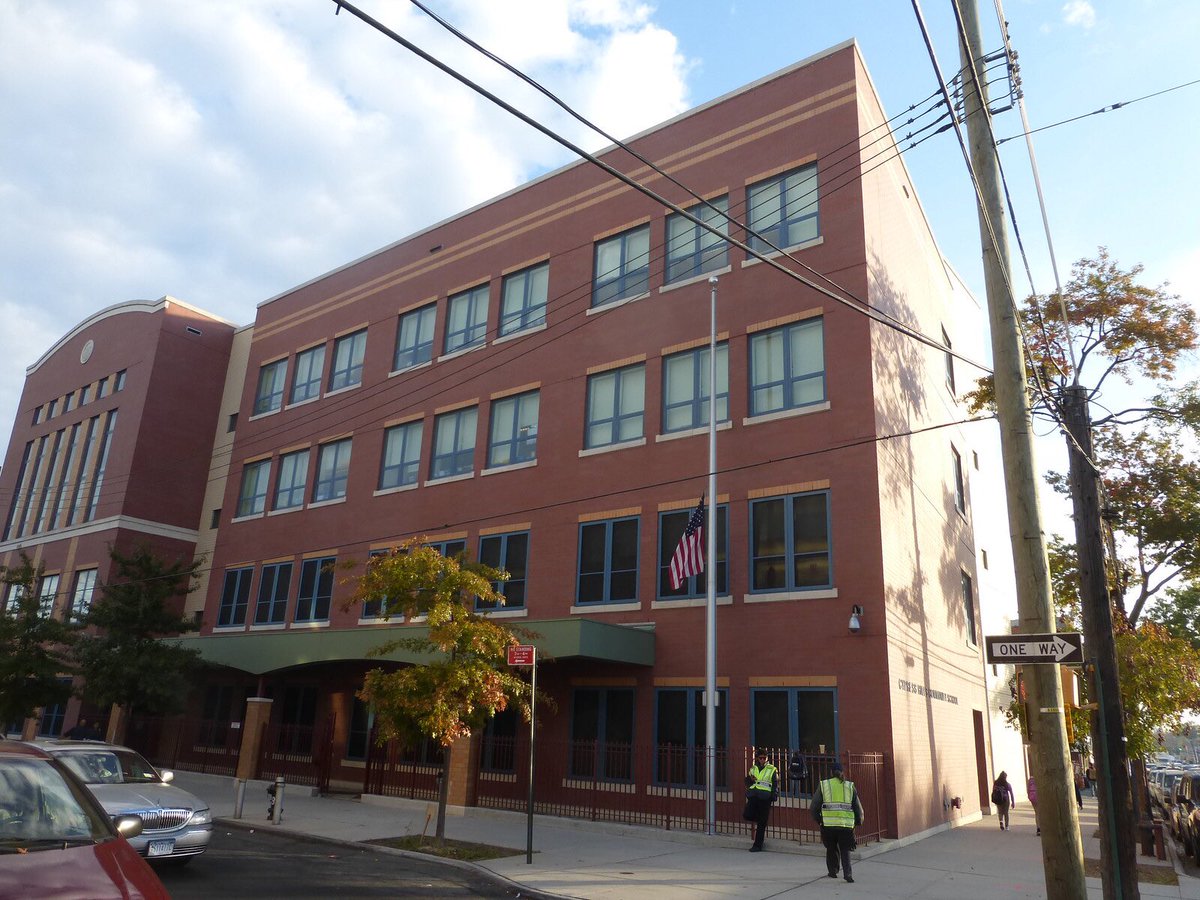 3 days of #duallanguage job-embedded coaching with fab teachers at PS 89!  Thanks for the opportunity! Yours in service, Floyd! #C6BiliteracyFramework #NewYork