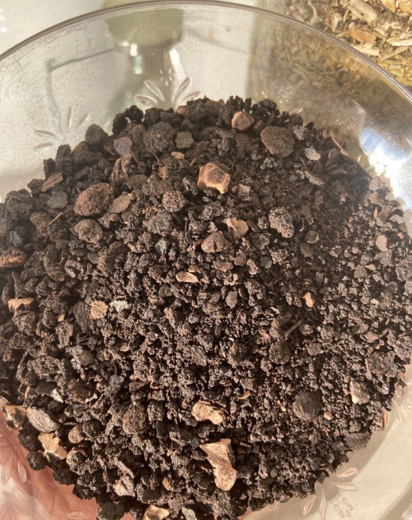 My handcrafted Release + Renew cord-cutting blend. Paired with black walnut as the active ingredient for cutting and clearing. It makes the final death announcement, regarding attachment of any sort. Use only if you are ready. The reviews on this creation have been soul profound.