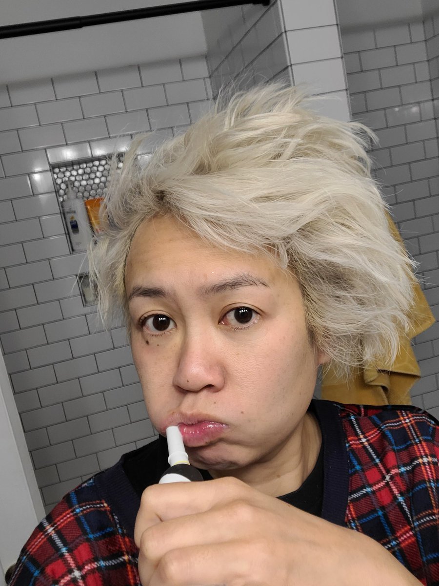 iamchubbybunny's tweet image. Same person.