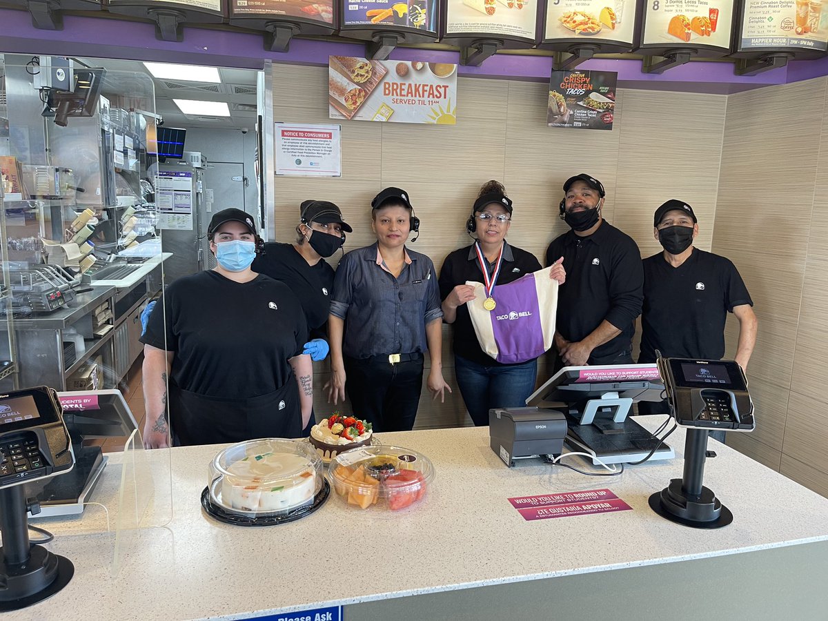 AGBellsLLC's tweet image. Congratulations RGM Mary and Team Milwaukee on an amazing CORE score!  5&amp;amp;0!  Keep up the great work! @agbellsllc #tacobell #secretshop #teamwork #agbellschicago