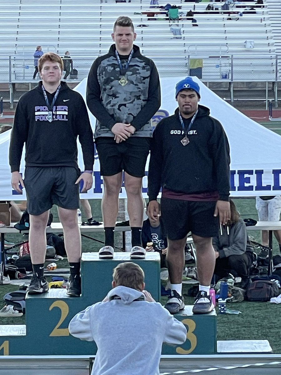 Teague took 1st 🥇 in Shot today with a PR and teammate Carter took 2nd 🥈 and a PR. Great day for Lehi Track! <a href="/TALehi54/">TA</a> <a href="/_CarterClifton/">Carter Clifton</a>