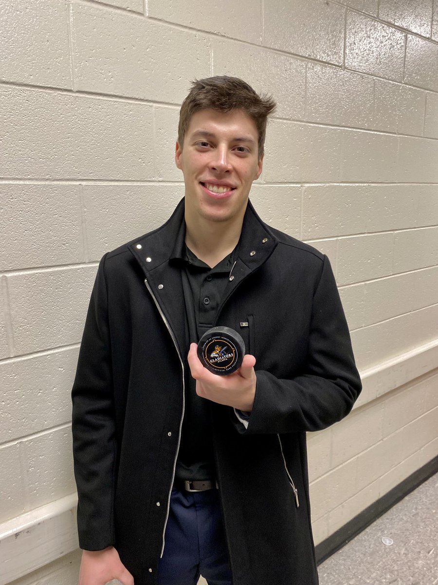 First <a href="/ECHL/">ECHL</a> dub ✅

[ <a href="/Michael_Bullion/">Michael Bullion 30</a> | #WEARE757 ]