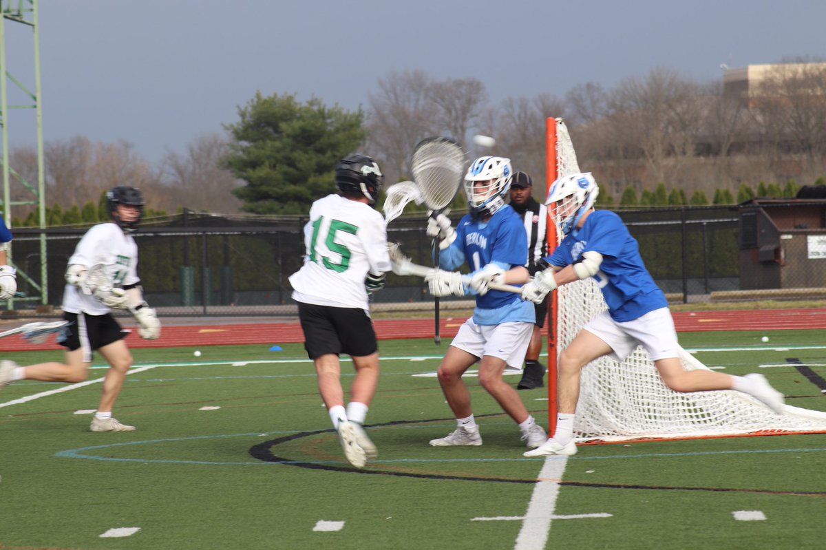 coffmanlacrosse's tweet image. Congratulations to our 2022 Varsity Captains!
Senior David Shevetz, Senior Connor Doyle and Junior Gavin Guetle
#RockPride