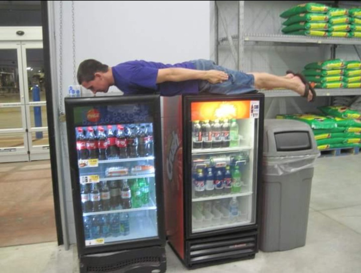 JPatchNotes's tweet image. Throwback to high school when planking was popular and I had just gotten my wisdom tooth taken out