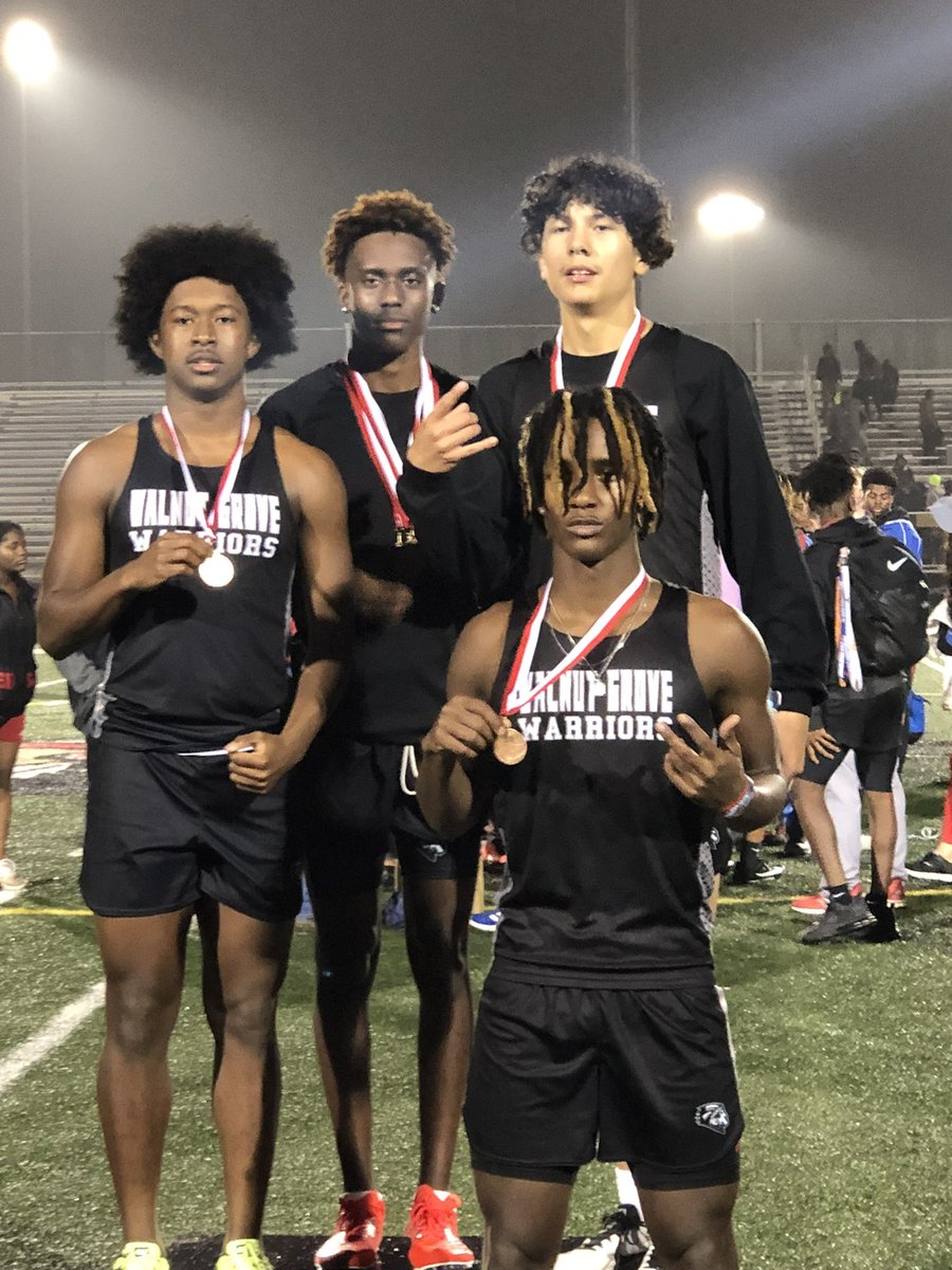 WGHS_TF's tweet photo. Congratulations to the boys 4x400 team for placing 3rd at the redskin invite #compete https://t.co/PuAQ0z9BHm
