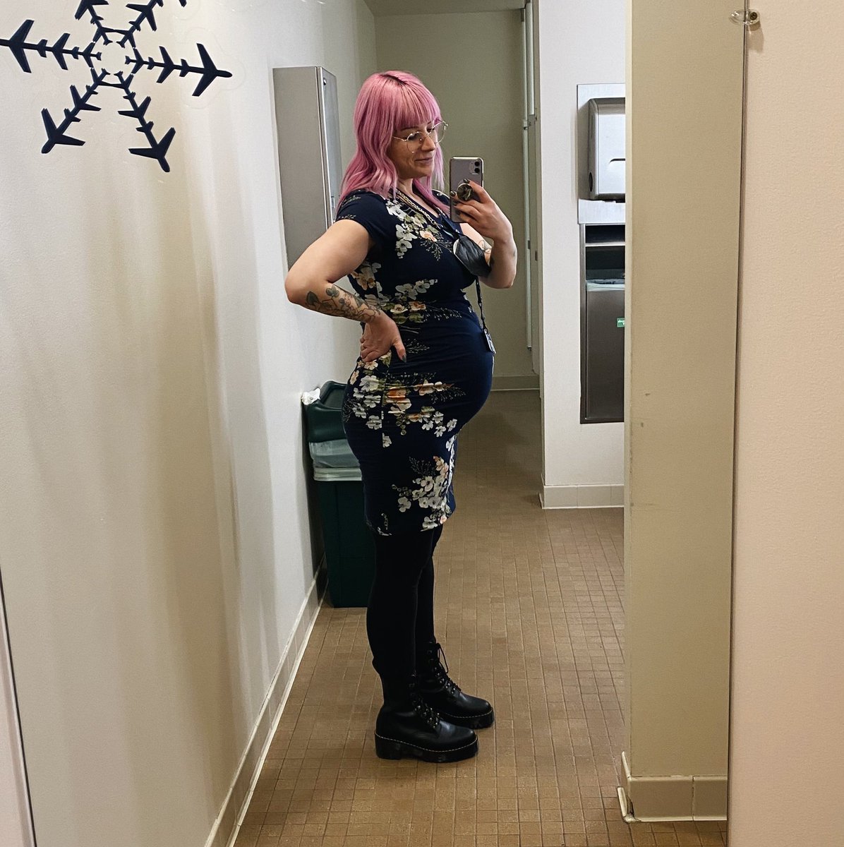 missusrichter's tweet photo. I still look almost normal from the front (apart from my swollen calves 😂). 25 days until our due date! https://t.co/jUrp1LzHig