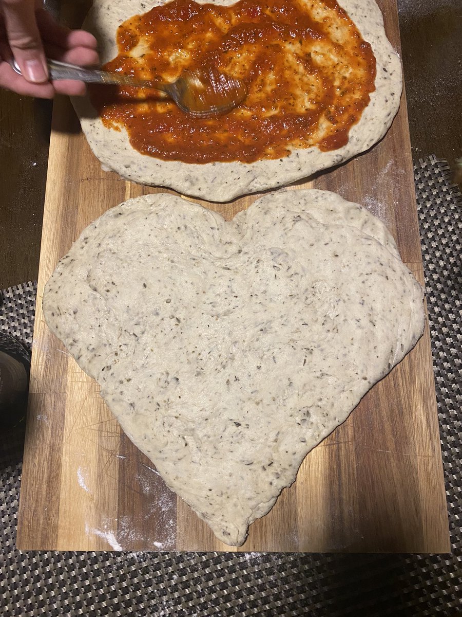 portraitof4ngel's tweet photo. making a heart shaped pizza https://t.co/C5Ms3vHu41