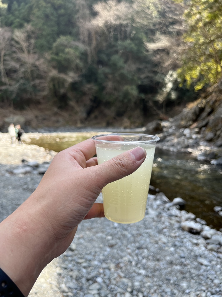 Itagaki23055393's tweet photo. ちょっとプロモーション!
高知県で作られている小夏のシロップ✨
炭酸割りでめっちゃ美味😊
https://t.co/oxibTZ4f5K
#soulsoils #奥多摩 #小夏 https://t.co/4jRca5q8GP